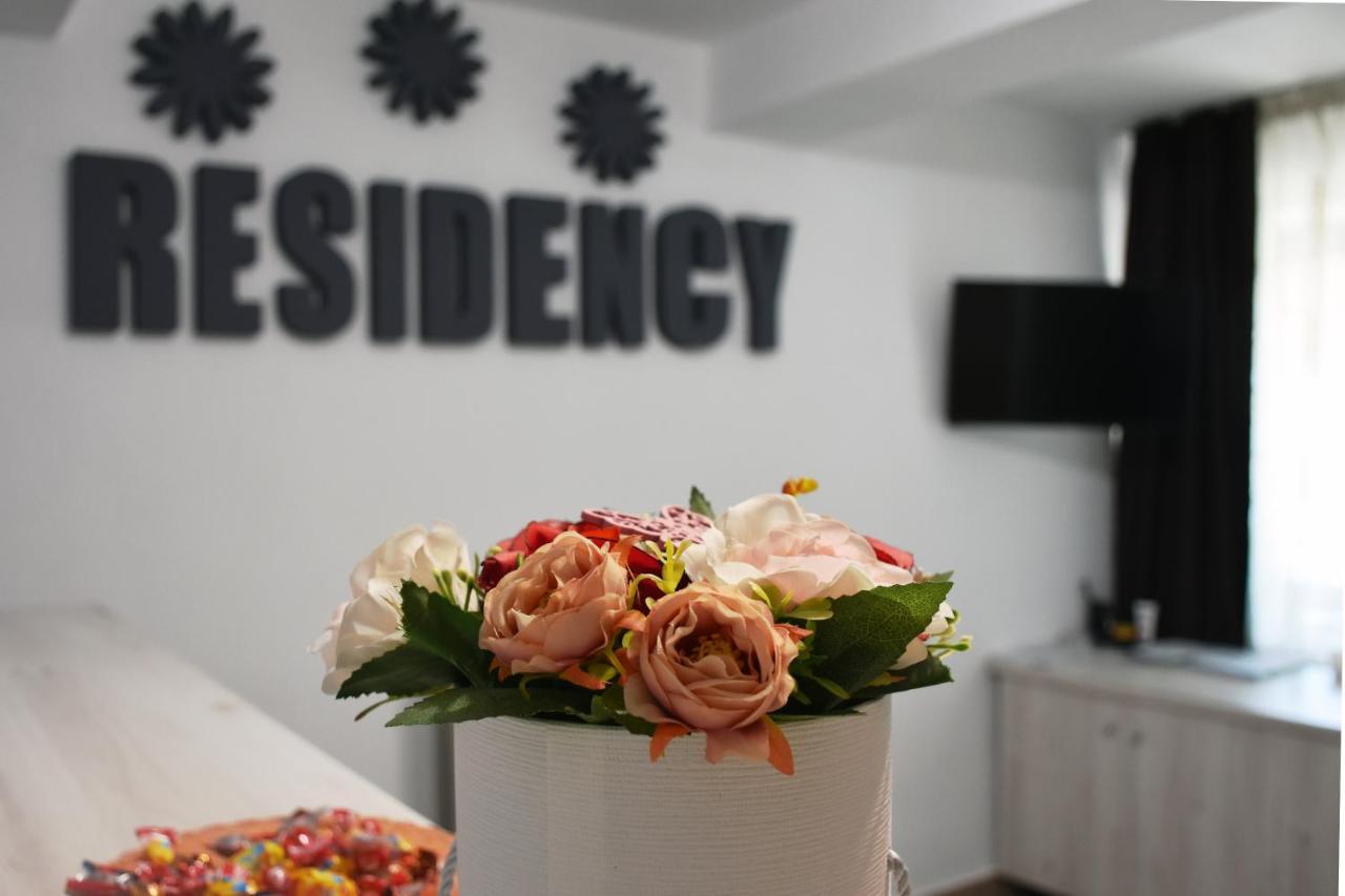 Pension Recidency Oradea Exterior photo